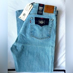 NWT BRAND NEW Levi 501s! Perfect condition!